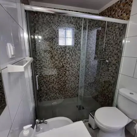 Blife Montya House - Private Faro